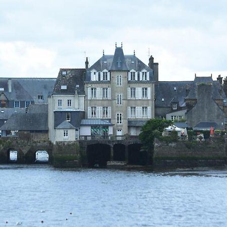 Une Nuit Sur Le Pont 1 Landerneau Exterior photo