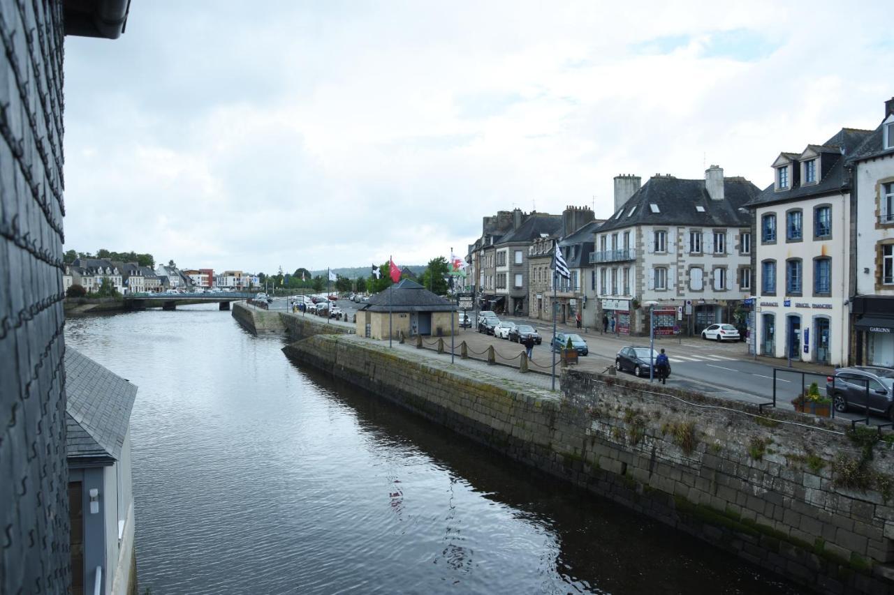 Une Nuit Sur Le Pont 1 Landerneau Exterior photo