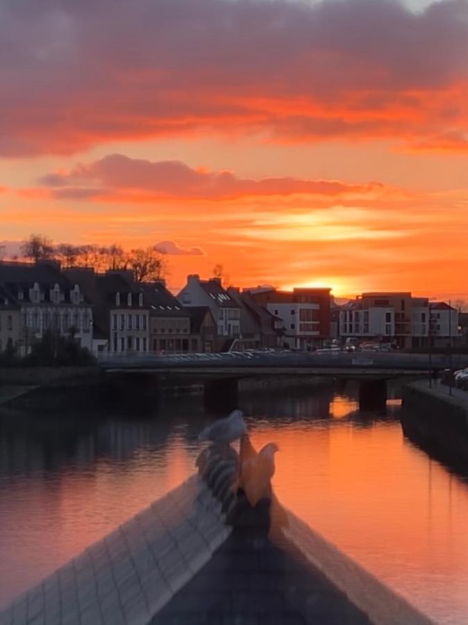 Une Nuit Sur Le Pont 1 Landerneau Exterior photo